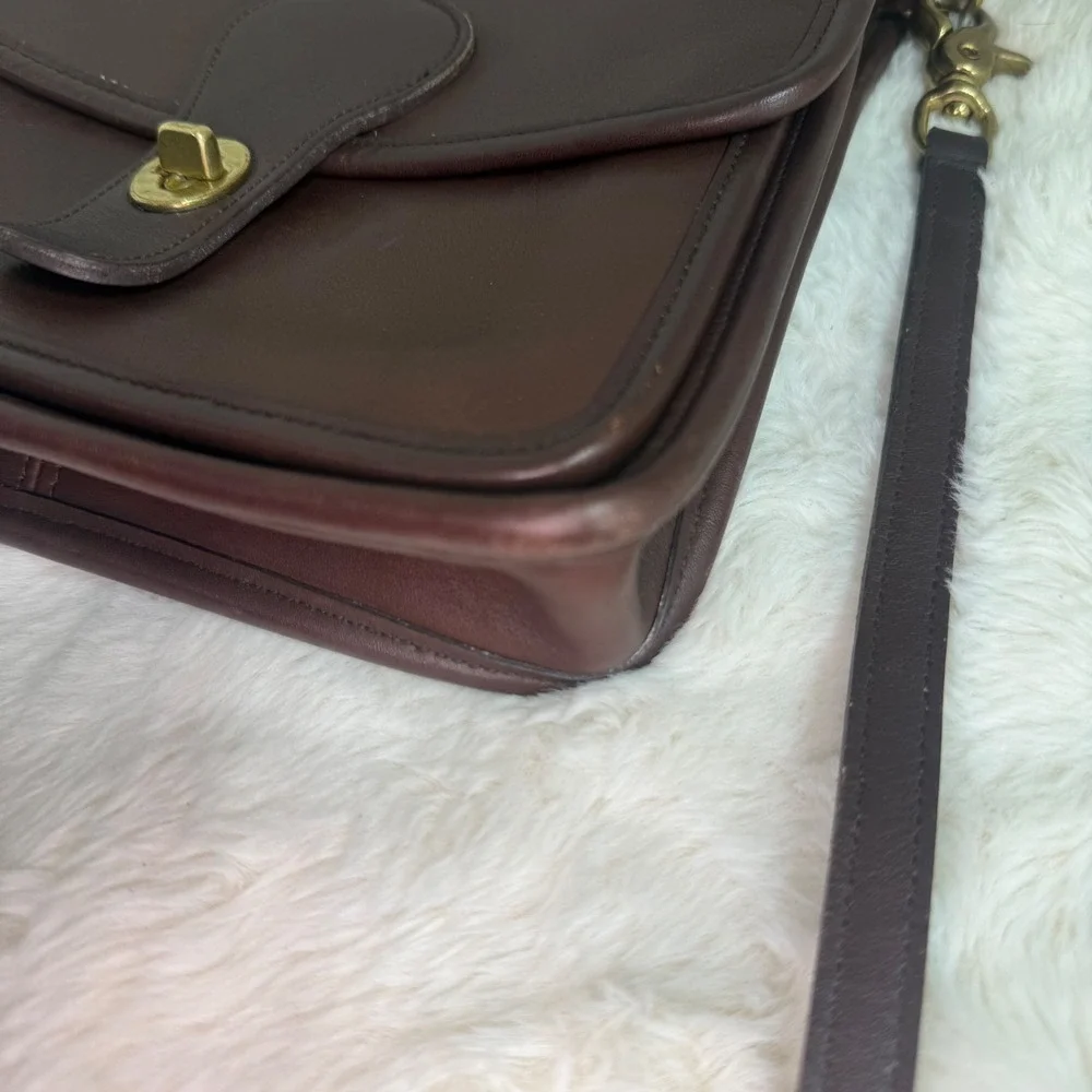 Vintage Coach Station Bag 5130 Brown Glove Tanned Leather USA Crossbody Purse